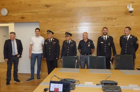 PODPIS POGODBE ZA NAKUP MOŠTVENIH VOZIL - Foto- Tine Šubic_01